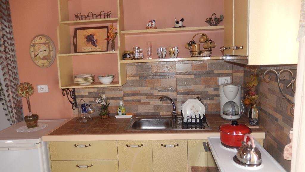 Jelena'S Luxury Apartments Саранде Екстериор снимка