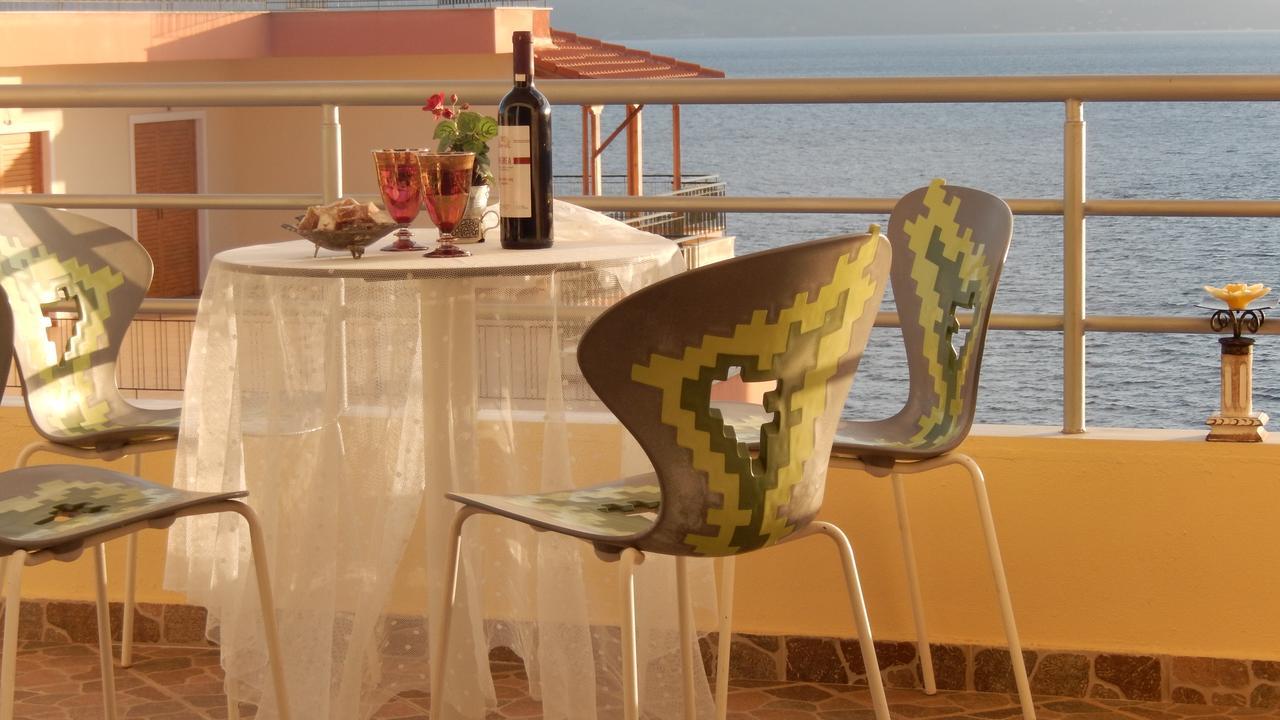 Jelena'S Luxury Apartments Саранде Екстериор снимка
